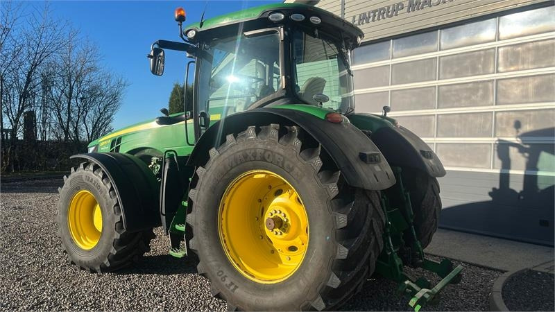John Deere 8370R Med frontlift og fuld servicehistorik - Trator: foto 3 John Deere 8370R Med frontlift og fuld servicehistorik - Trator: foto 3