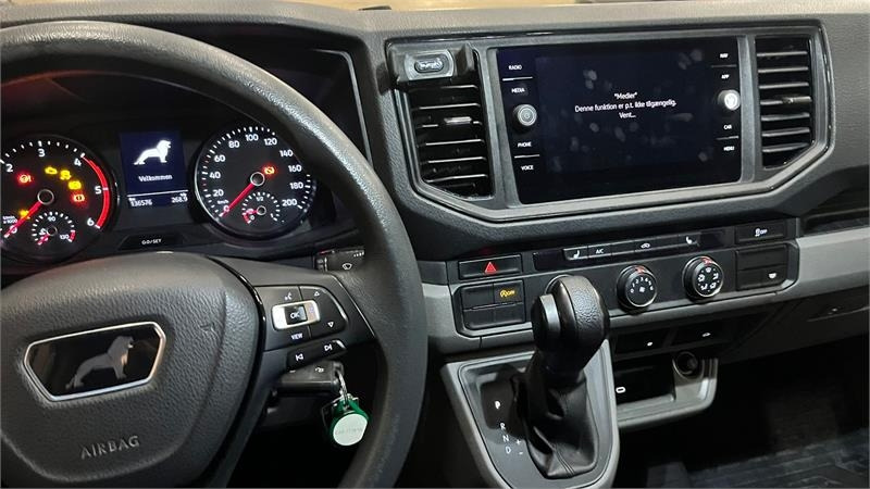 MAN TGE 177HK MAN TGE med Box kasse og 750kg Z-lift - Furgão: foto 3 MAN TGE 177HK MAN TGE med Box kasse og 750kg Z-lift - Furgão: foto 3