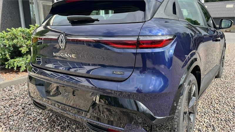 Máquina agrícola Renault Megane E-Tech 40 Equilibre Electric El-Bil som ny: foto 6