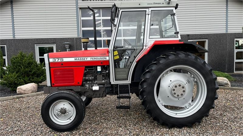 Massey Ferguson 375 DEN ER SOM NY! Hi-Line model med fyldt service  - Trator: foto 1 Massey Ferguson 375 DEN ER SOM NY! Hi-Line model med fyldt service  - Trator: foto 1