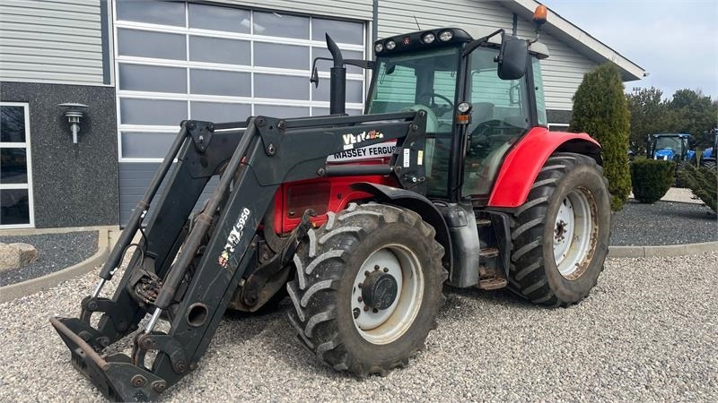 Massey Ferguson 6480 Dyna 4 Med frontlift og frontlæsser - Trator: foto 2 Massey Ferguson 6480 Dyna 4 Med frontlift og frontlæsser - Trator: foto 2
