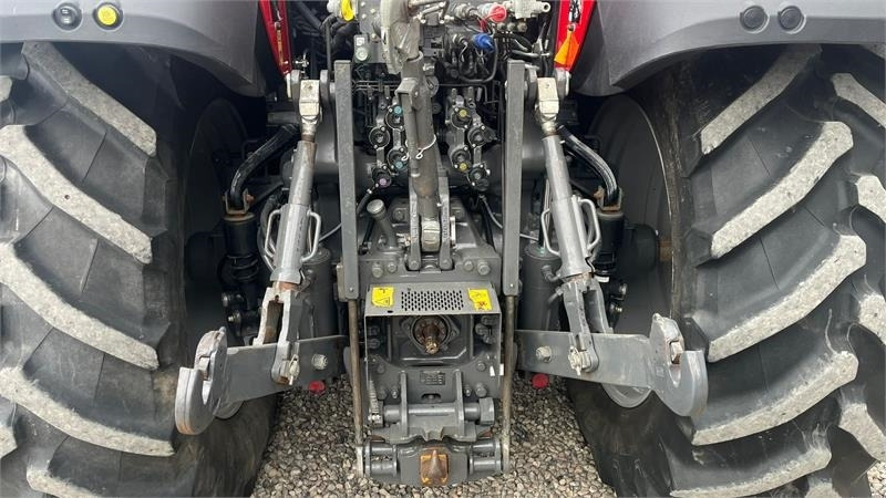 Massey Ferguson 7726 S DynaVT Med frontlift - Trator: foto 5 Massey Ferguson 7726 S DynaVT Med frontlift - Trator: foto 5