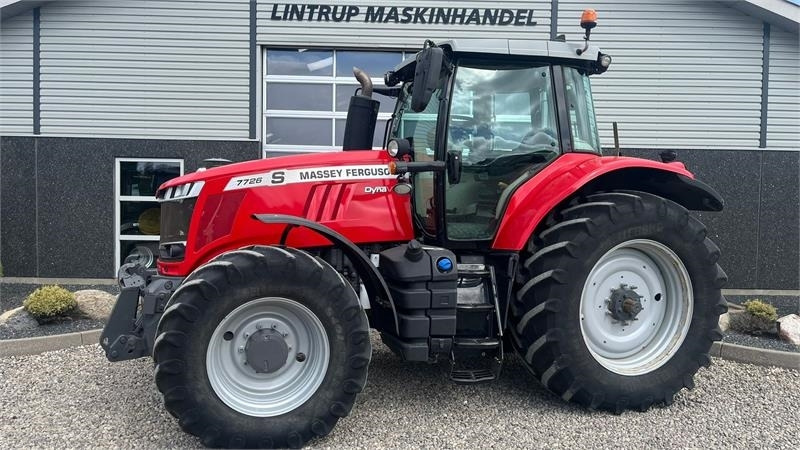 Massey Ferguson 7726 S DynaVT Med frontlift - Trator: foto 1 Massey Ferguson 7726 S DynaVT Med frontlift - Trator: foto 1