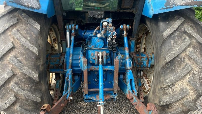 New Holland 7740 SLE Turbo Handy 2wd traktor - Trator: foto 4 New Holland 7740 SLE Turbo Handy 2wd traktor - Trator: foto 4