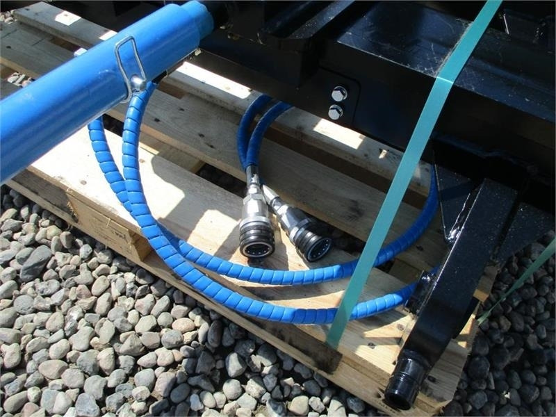 SE 5 Tons med Volvoskifte Hydraulisk gaffelflyt og - Garfos para Máquina de construção: foto 3 SE 5 Tons med Volvoskifte Hydraulisk gaffelflyt og - Garfos para Máquina de construção: foto 3