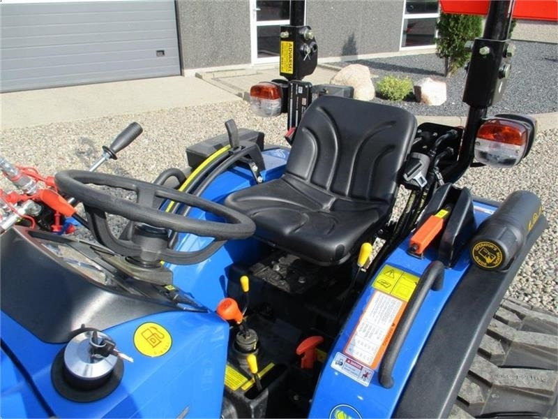 Trator municipal Solis 26 6+2 gearmaskine med Servostyrring og fuldhydrau: foto 17