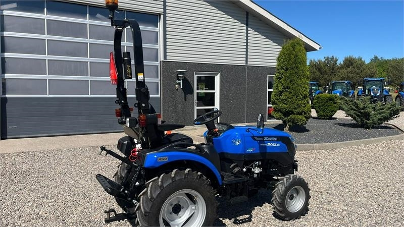 Trator municipal Solis H26 HST Hydrostat med Traktor dæk: foto 15