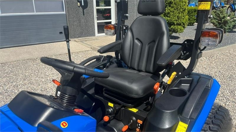 Locação financeira de Solis H26 HST Turfdæk og Frontlæsser  Solis H26 HST Turfdæk og Frontlæsser: foto 7