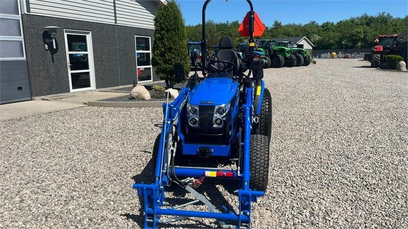 Locação financeira de Solis H26 HST Turfdæk og Frontlæsser  Solis H26 HST Turfdæk og Frontlæsser: foto 13