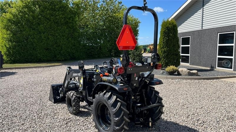 Solis S26 6+2 gearmaskine Limited Edition i sort med bre - Trator municipal: foto 3 Solis S26 6+2 gearmaskine Limited Edition i sort med bre - Trator municipal: foto 3