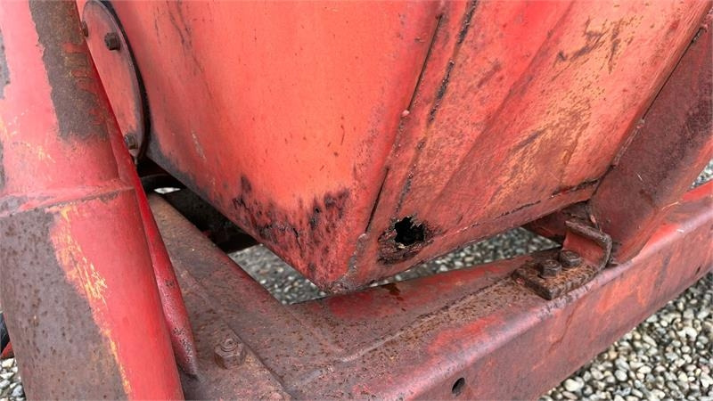 Taarup T3 højtipvogn - Reboque basculante agrícola: foto 5 Taarup T3 højtipvogn - Reboque basculante agrícola: foto 5