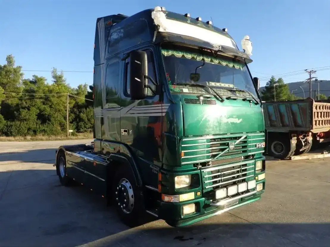 Volvo FH 12.420 Volvo FH12.420 4X2 - Tractor: foto 2 Volvo FH 12.420 Volvo FH12.420 4X2 - Tractor: foto 2