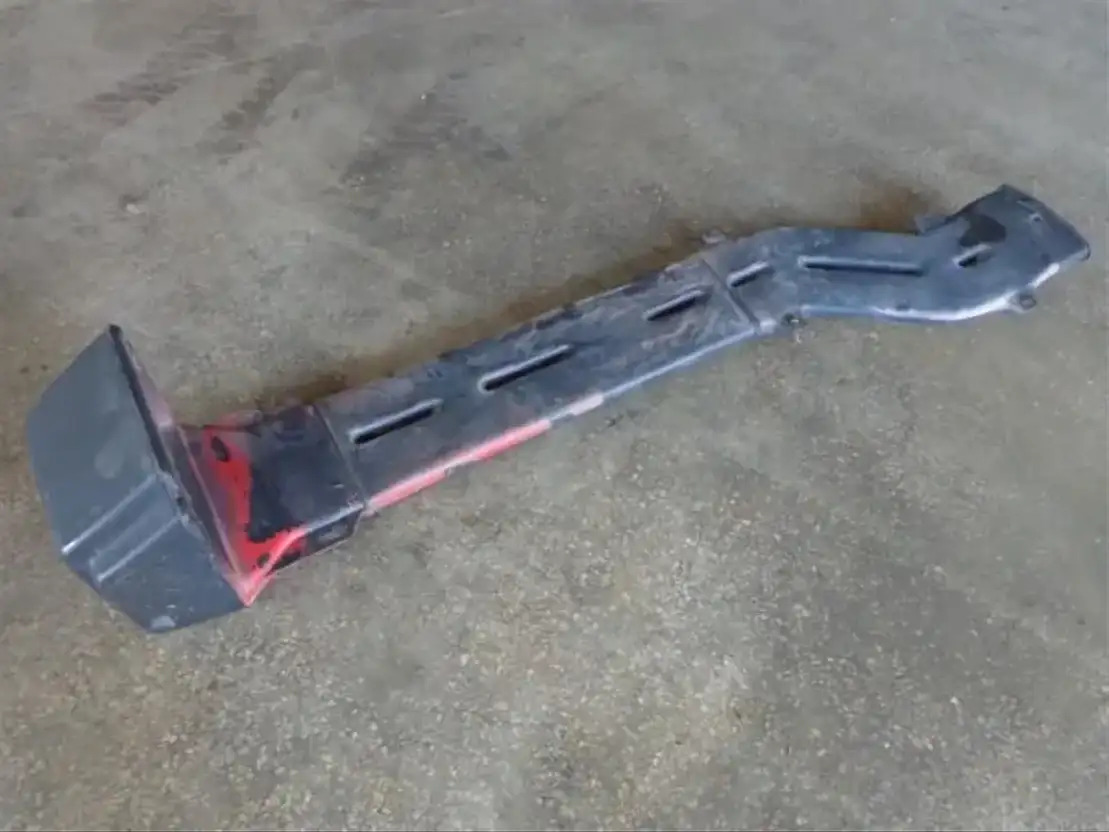 Volvo AIR Filter Volvo F Serie - Cabine e interior para Camião: foto 3 Volvo AIR Filter Volvo F Serie - Cabine e interior para Camião: foto 3