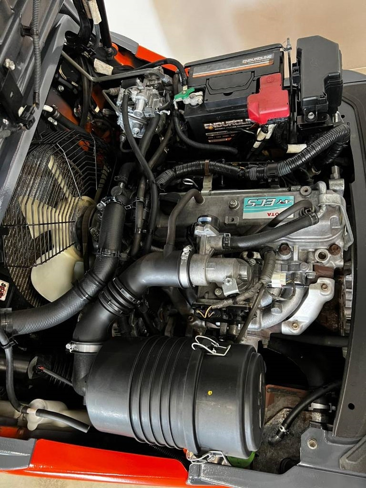 Toyota 10908 02-8FGF18 - Empilhador a gás: foto 5 Toyota 10908 02-8FGF18 - Empilhador a gás: foto 5