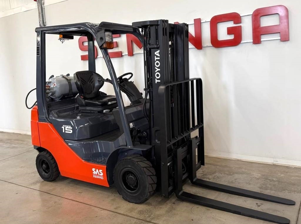 Toyota 10989 - 02-8FGF15  - Empilhador a gás: foto 1 Toyota 10989 - 02-8FGF15  - Empilhador a gás: foto 1