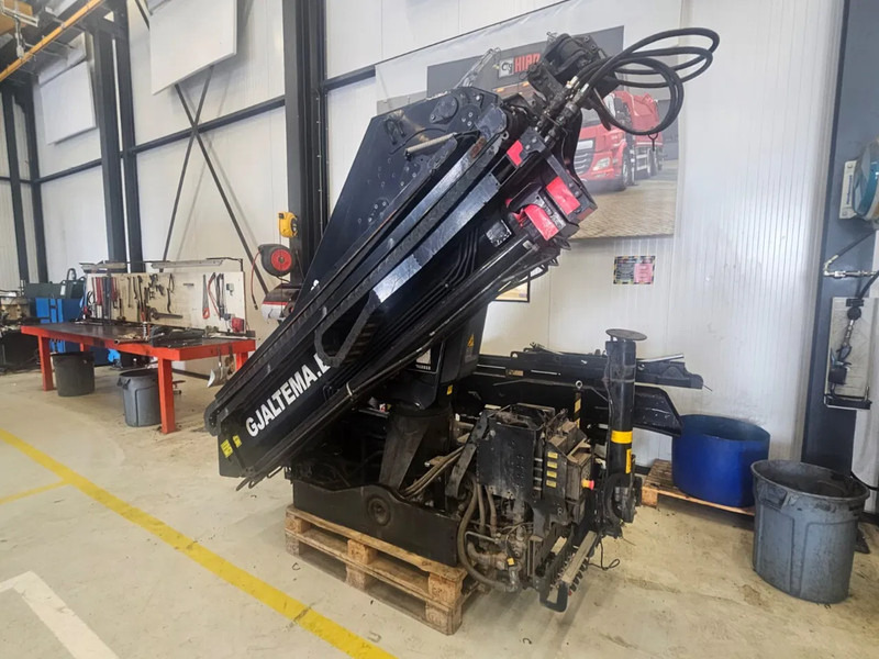 Hiab 23 tm hiab with radio remote - Lança: foto 3 Hiab 23 tm hiab with radio remote - Lança: foto 3