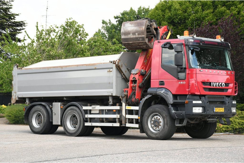 Iveco TRAKKER 450ps !!Z-KRAAN!!RADIO REMOTE!!3 SIDED TIPPER!!EURO5!! 10MM CHASSIS LIBIA!! - Camião basculante, Camião grua: foto 5 Iveco TRAKKER 450ps !!Z-KRAAN!!RADIO REMOTE!!3 SIDED TIPPER!!EURO5!! 10MM CHASSIS LIBIA!! - Camião basculante, Camião grua: foto 5