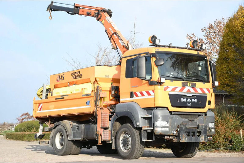 MAN TGS 18.320 4x4!! KRAN/!!!WINTERDIENST/DREISEITENKIPPER!!KOMMUNAL/KLIMA!! - Camião basculante, Camião grua: foto 1 MAN TGS 18.320 4x4!! KRAN/!!!WINTERDIENST/DREISEITENKIPPER!!KOMMUNAL/KLIMA!! - Camião basculante, Camião grua: foto 1