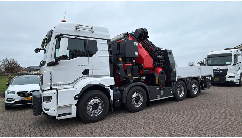 MAN TGS IN ARRIVAL/ COMING IN!!! TGS 35.520!!NEW/NEU PALFINFER 135002 TEC 135TM - Camião grua: foto 2 MAN TGS IN ARRIVAL/ COMING IN!!! TGS 35.520!!NEW/NEU PALFINFER 135002 TEC 135TM - Camião grua: foto 2