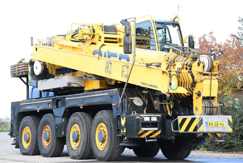 Terex-Demag AC60 CITY CLASS! Double cab!!8X8!! - Grua todo o terreno: foto 1 Terex-Demag AC60 CITY CLASS! Double cab!!8X8!! - Grua todo o terreno: foto 1