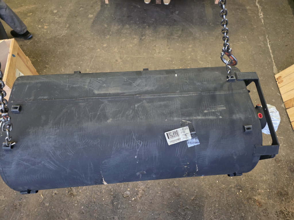 CNH 5801740620 - Silenciador para Máquina de construção: foto 1 CNH 5801740620 - Silenciador para Máquina de construção: foto 1