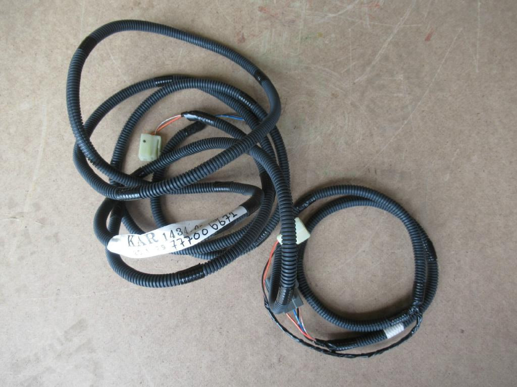 CNH KAR1434 - - Cables/ Wire harness para Máquina de construção: foto 1 CNH KAR1434 - - Cables/ Wire harness para Máquina de construção: foto 1