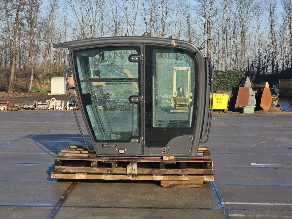 Case 48003933 - Cabine para Máquina de construção: foto 1 Case 48003933 - Cabine para Máquina de construção: foto 1