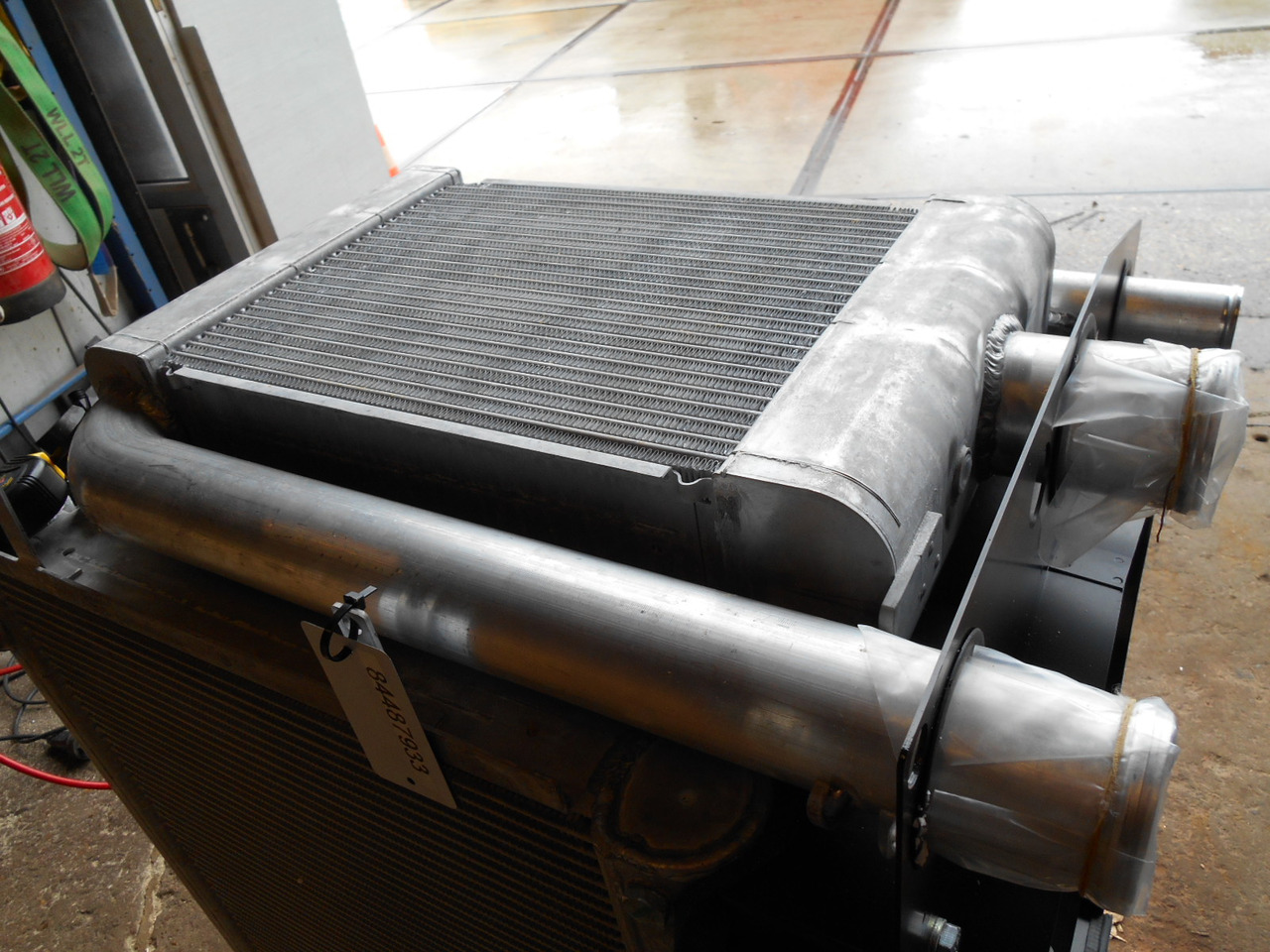 Case 84487933 - Intercooler para Máquina de construção: foto 3 Case 84487933 - Intercooler para Máquina de construção: foto 3