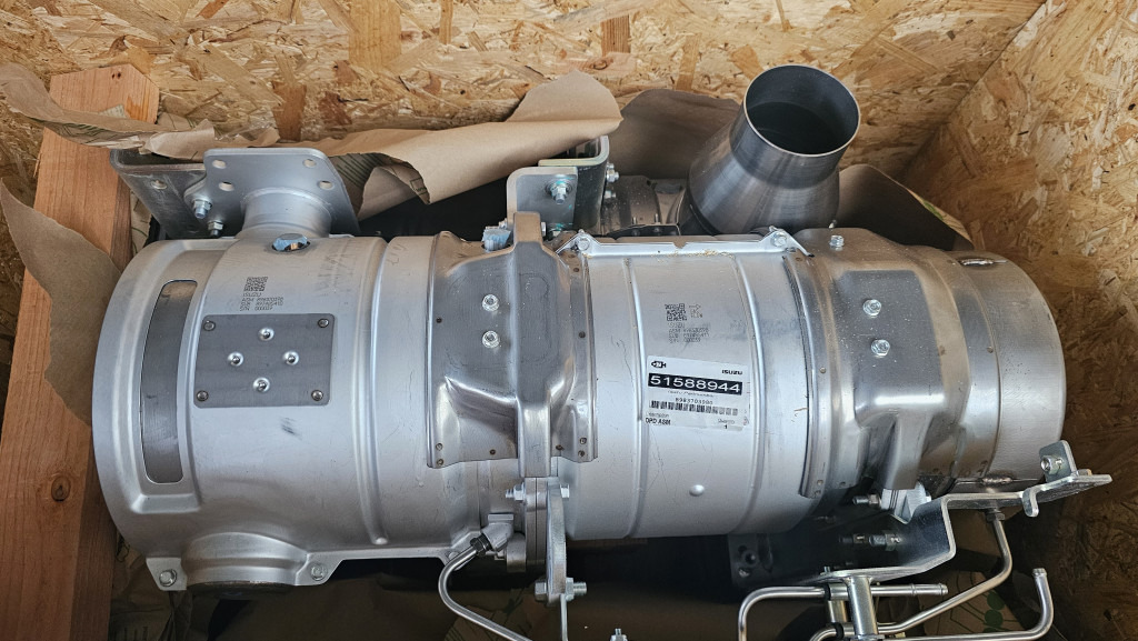 Case 8983703980 - 51588944 - Conversor catalítico para Máquina de construção: foto 1 Case 8983703980 - 51588944 - Conversor catalítico para Máquina de construção: foto 1