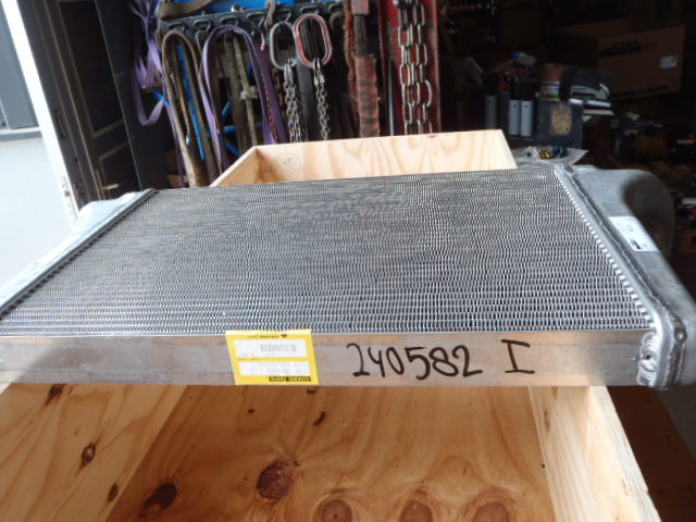 Case LL00083 - Intercooler para Máquina de construção: foto 1 Case LL00083 - Intercooler para Máquina de construção: foto 1