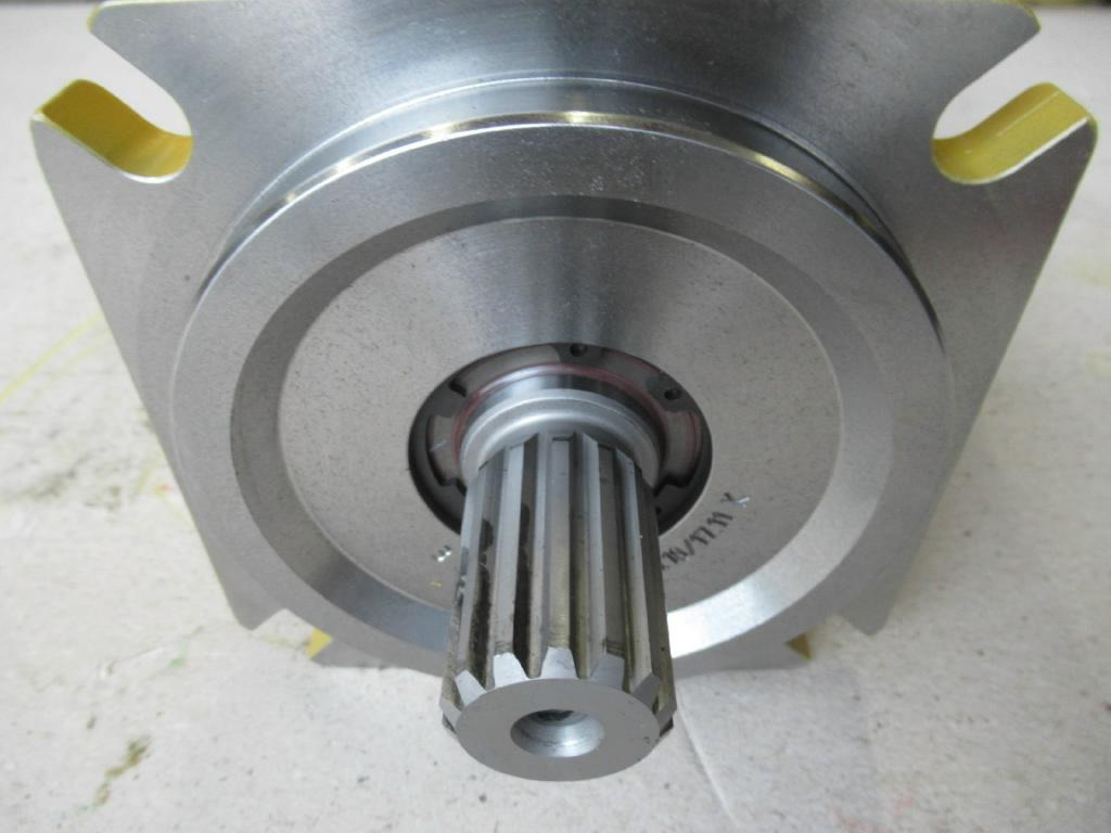 Caterpillar 4689822 - 3702259 - Bomba hidráulica para Máquina de construção: foto 3 Caterpillar 4689822 - 3702259 - Bomba hidráulica para Máquina de construção: foto 3