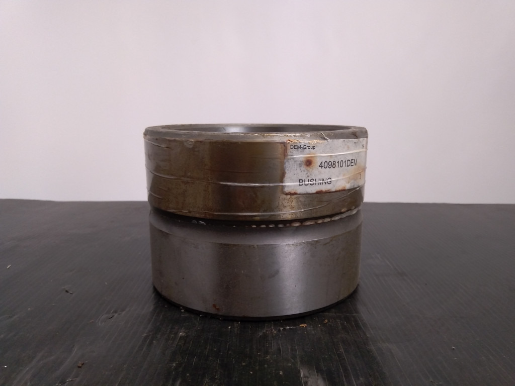 Hitachi 4098101 - - Piston/ Anel/ Buch para Máquina de construção: foto 1 Hitachi 4098101 - - Piston/ Anel/ Buch para Máquina de construção: foto 1