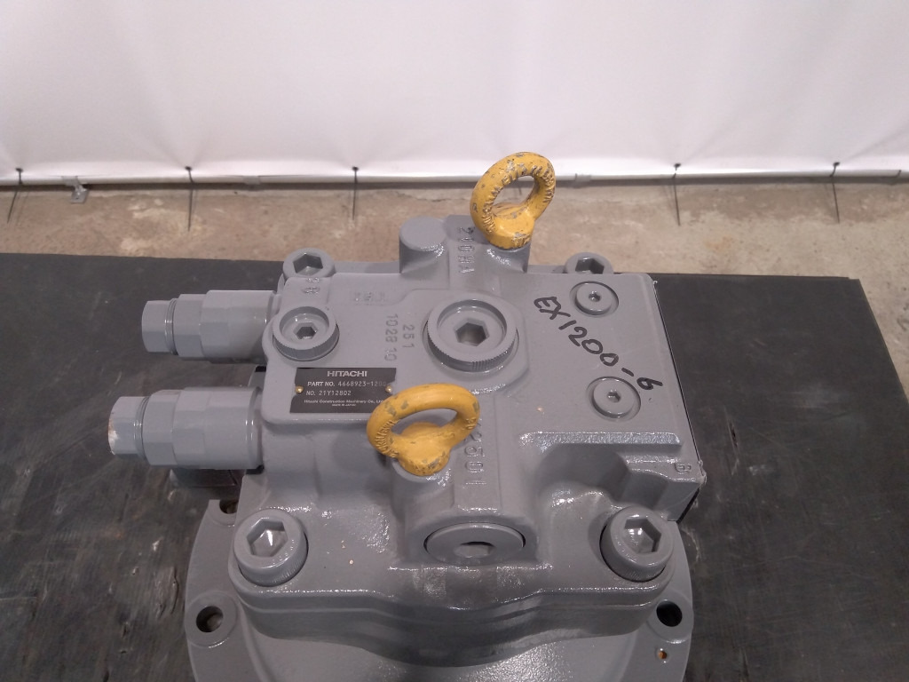 Hitachi 4668923 - 4637117 - Motor de giro para Máquina de construção: foto 2 Hitachi 4668923 - 4637117 - Motor de giro para Máquina de construção: foto 2