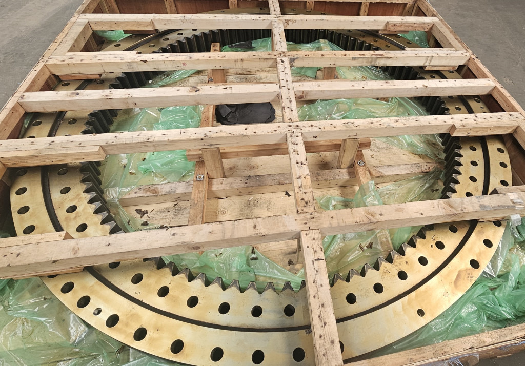 Hitachi 6017664 - Coroa de giro para Máquina de construção: foto 1 Hitachi 6017664 - Coroa de giro para Máquina de construção: foto 1