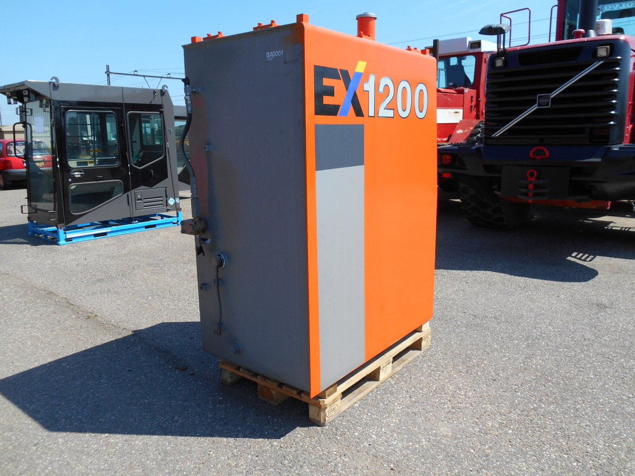 Hitachi EX1200-6 - 9278777 - Tanque de combustível para Máquina de construção: foto 2 Hitachi EX1200-6 - 9278777 - Tanque de combustível para Máquina de construção: foto 2