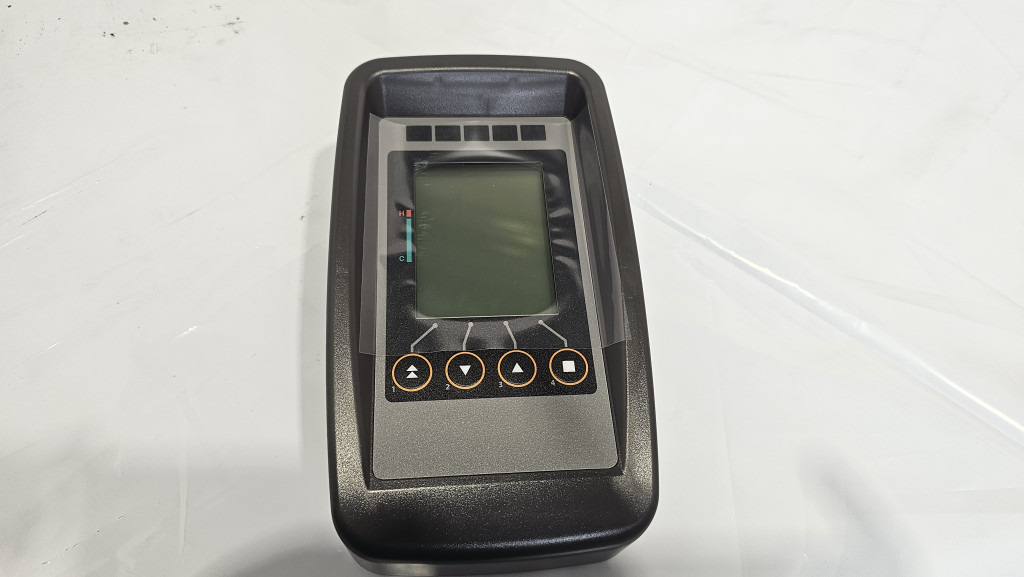 Hitachi YD00011284 - Cabine e interior para Máquina agrícola: foto 2 Hitachi YD00011284 - Cabine e interior para Máquina agrícola: foto 2