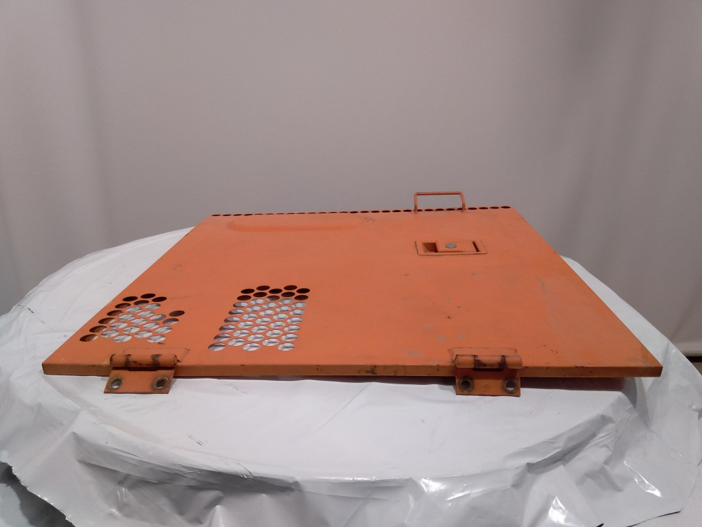 Hitachi ZX180LC-3 - 8105381 - Porta e peças para Máquina de construção: foto 1 Hitachi ZX180LC-3 - 8105381 - Porta e peças para Máquina de construção: foto 1