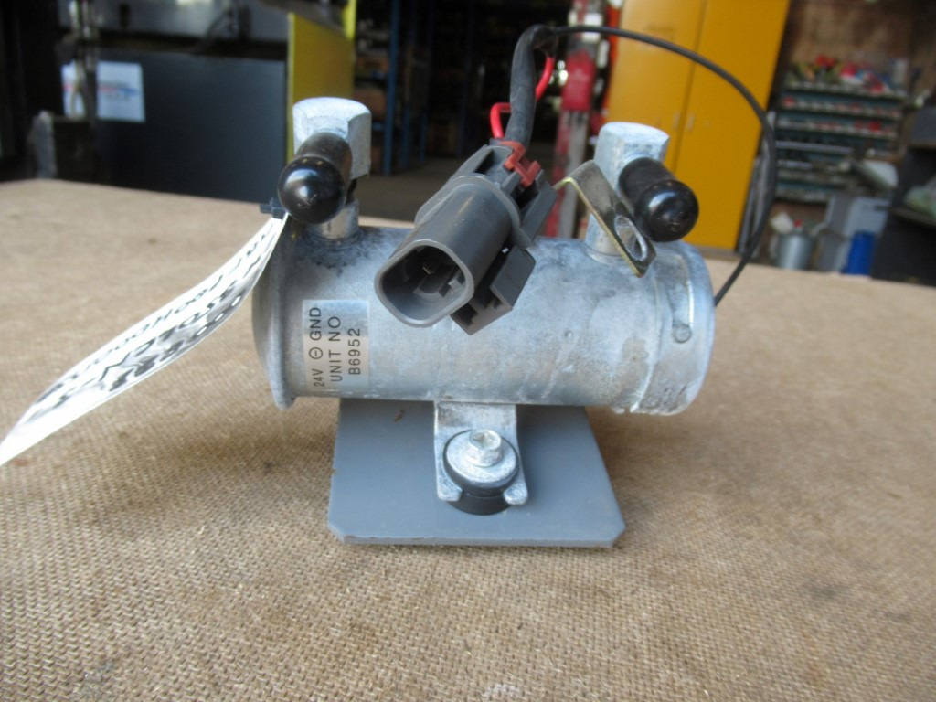 Hitachi ZX350LCN-3 - - Bomba de combustivel para Máquina de construção: foto 2 Hitachi ZX350LCN-3 - - Bomba de combustivel para Máquina de construção: foto 2