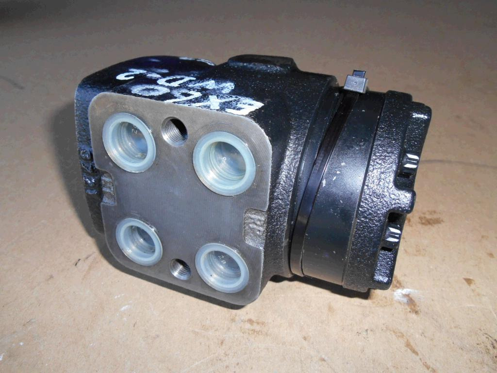 New Holland 4403248 - 4229316 - Motor hidráulico para Máquina de construção: foto 2 New Holland 4403248 - 4229316 - Motor hidráulico para Máquina de construção: foto 2