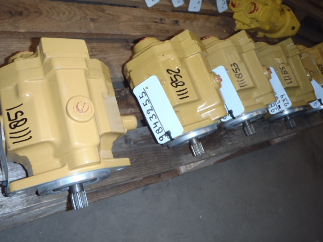 New Holland 9843255 - - Motor hidráulico para Máquina de construção: foto 2 New Holland 9843255 - - Motor hidráulico para Máquina de construção: foto 2