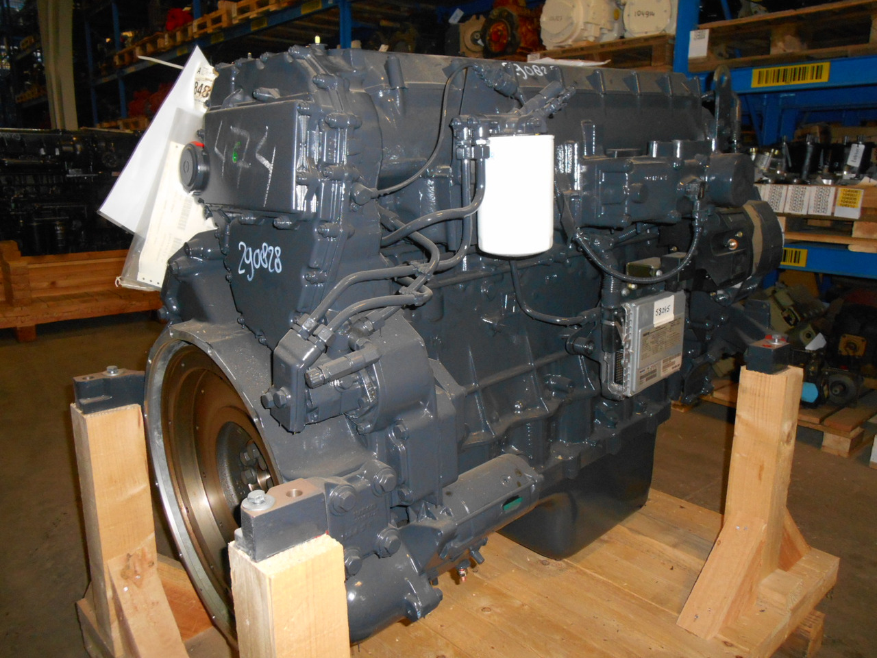 New Holland AG / Combines 84819474 - Motor para Máquina de construção: foto 4 New Holland AG / Combines 84819474 - Motor para Máquina de construção: foto 4