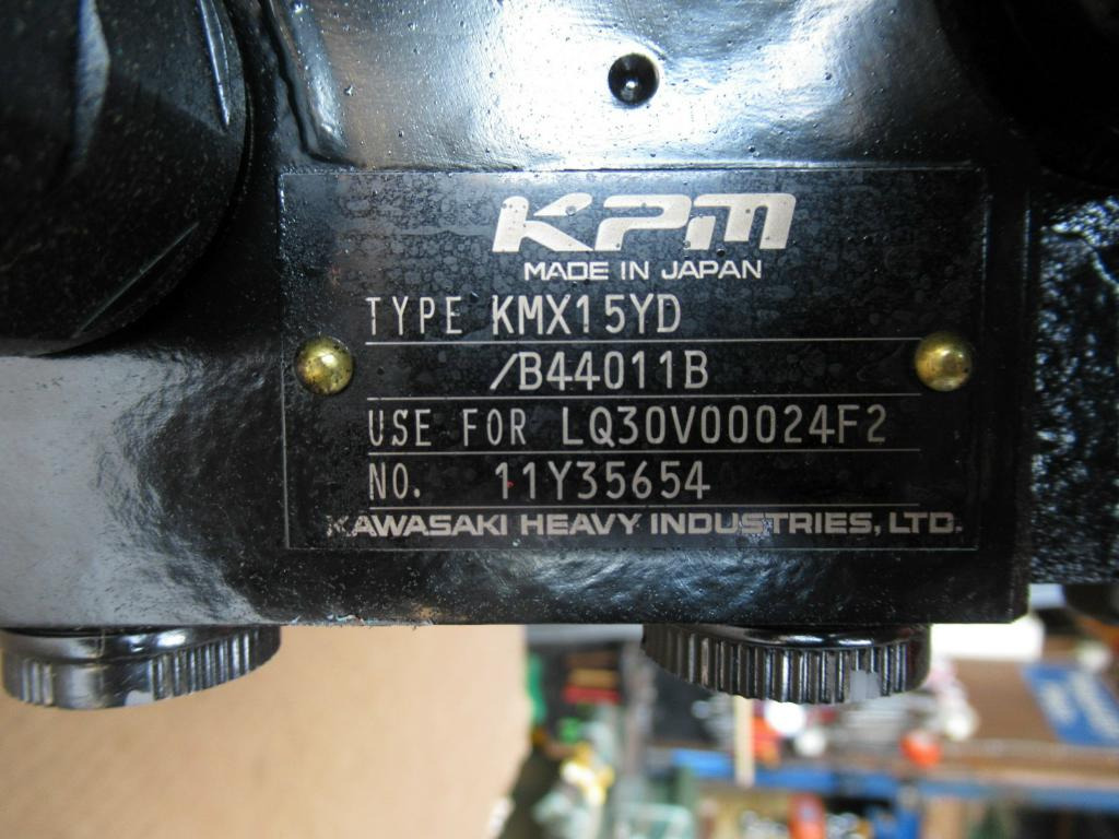 New Holland LQ30V00024F2 - KMX15D/B44011B - Válvula hidráulica para Máquina de construção: foto 1 New Holland LQ30V00024F2 - KMX15D/B44011B - Válvula hidráulica para Máquina de construção: foto 1