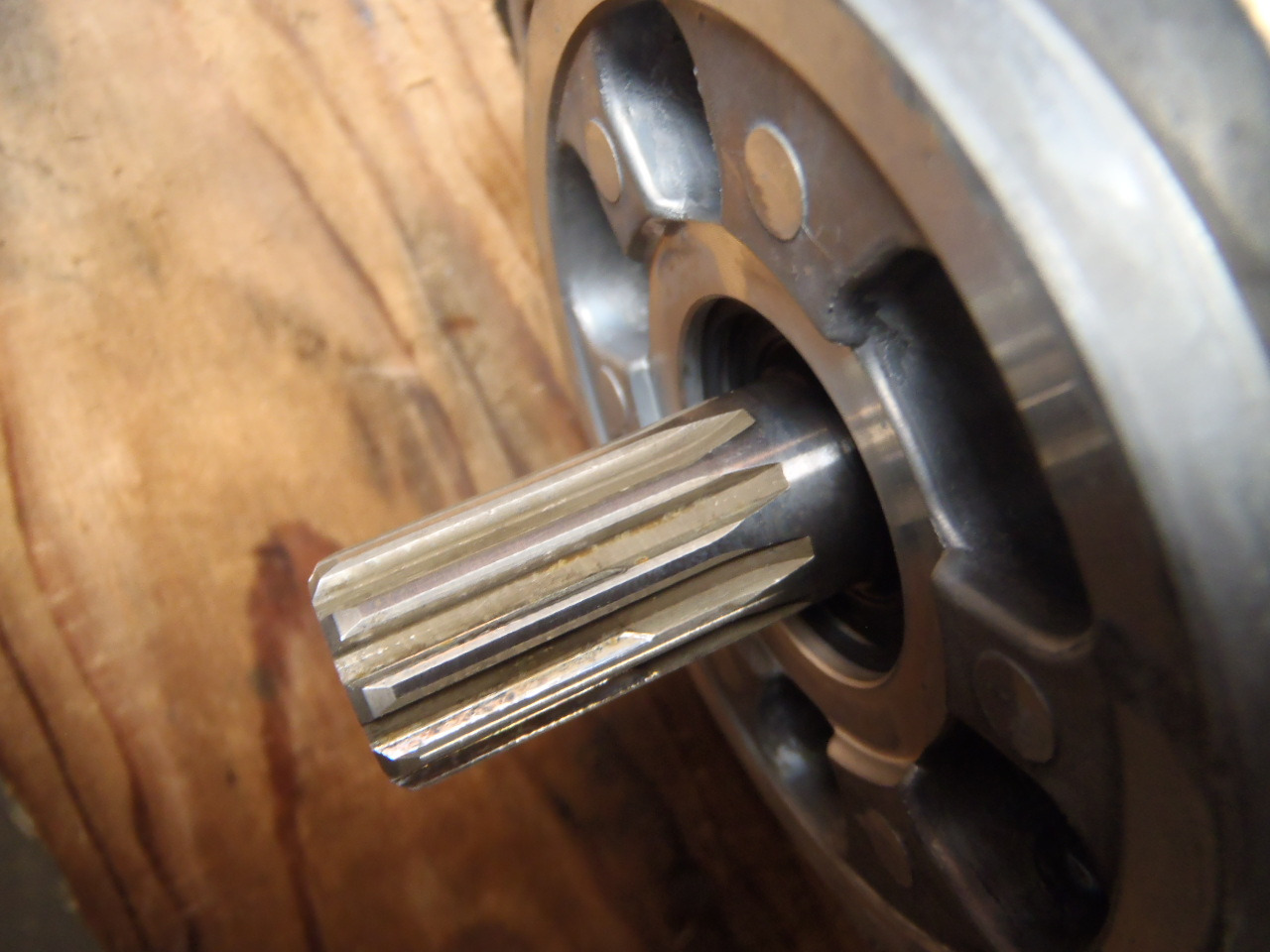 Zexel 9218031 - Bomba de direção para Máquina de construção: foto 2 Zexel 9218031 - Bomba de direção para Máquina de construção: foto 2