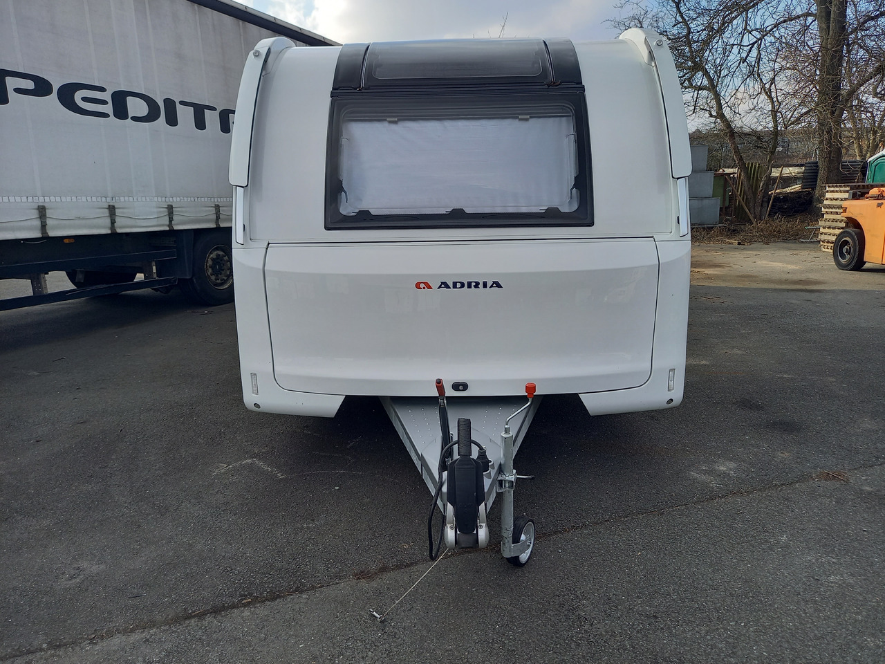 ADRIA Adora 753 UK - Caravana: foto 2 ADRIA Adora 753 UK - Caravana: foto 2
