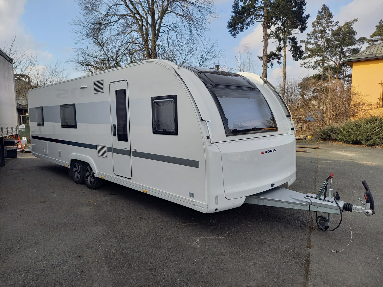 ADRIA Adora 753 UK - Caravana: foto 3 ADRIA Adora 753 UK - Caravana: foto 3