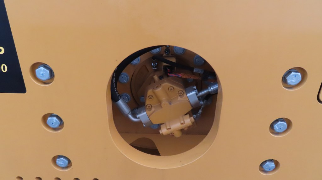 Compactador Caterpilllar CS68B: foto 15