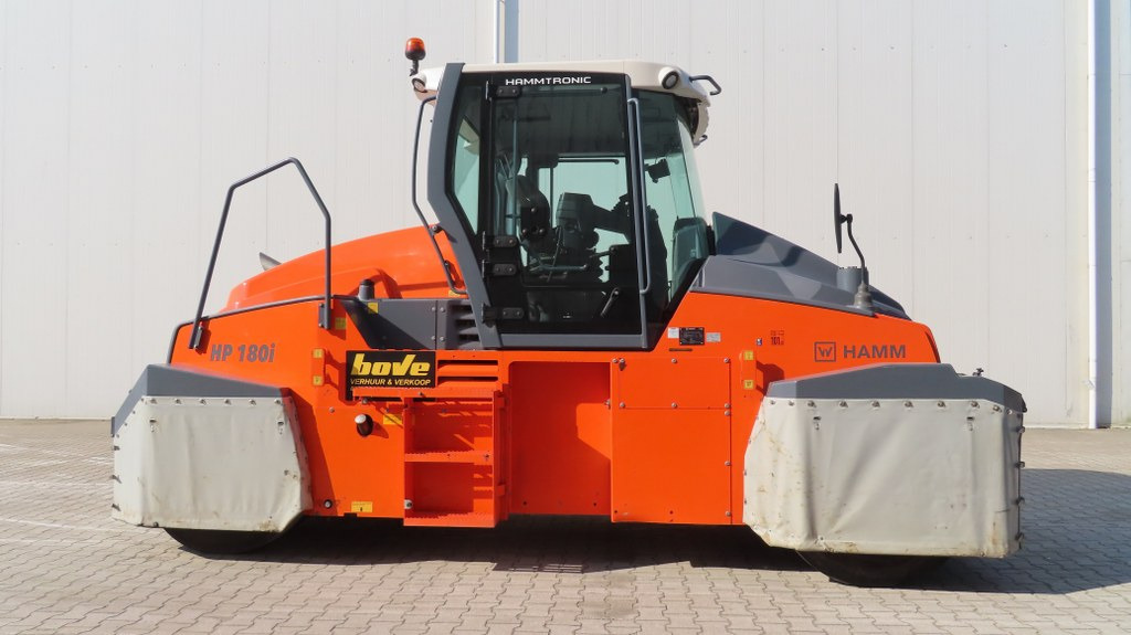 Hamm HP180 i - Compactador de pneus: foto 1 Hamm HP180 i - Compactador de pneus: foto 1