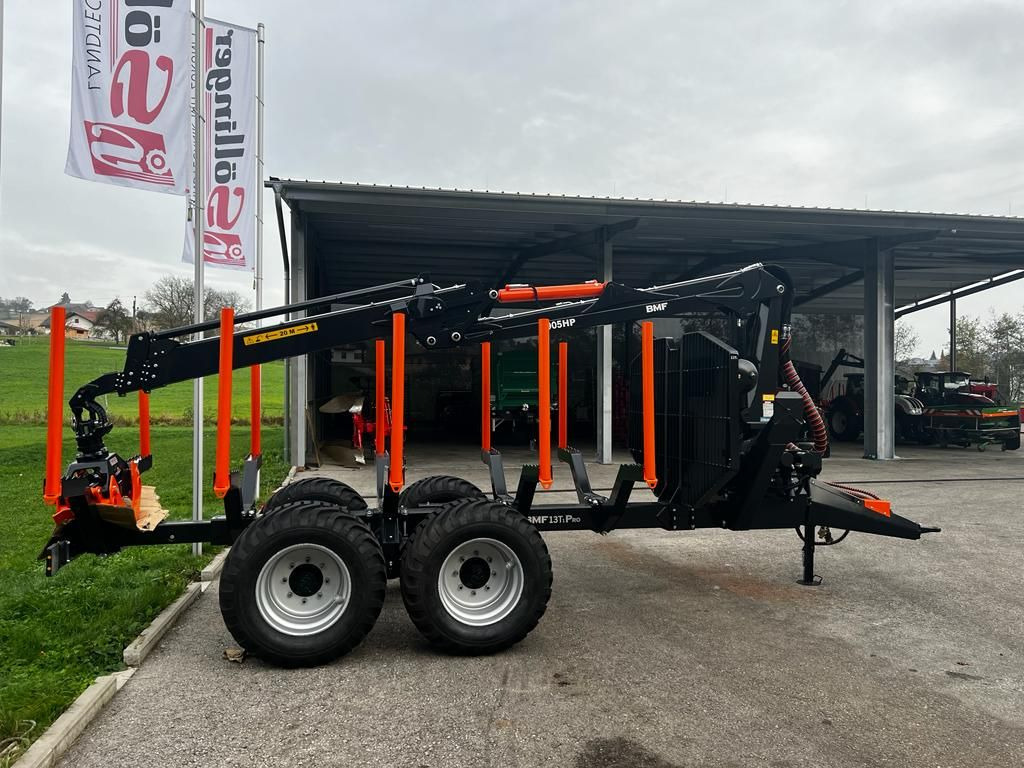 BMF BMF 13T1 PRO mit BMF 905 HP Kran - Reboque florestal: foto 2 BMF BMF 13T1 PRO mit BMF 905 HP Kran - Reboque florestal: foto 2
