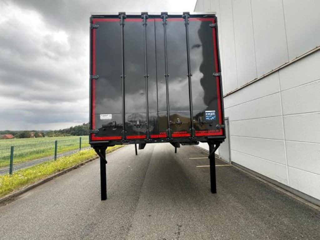 Krone Heck mit Portaltüren - Toldo carroçaria: foto 4 Krone Heck mit Portaltüren - Toldo carroçaria: foto 4