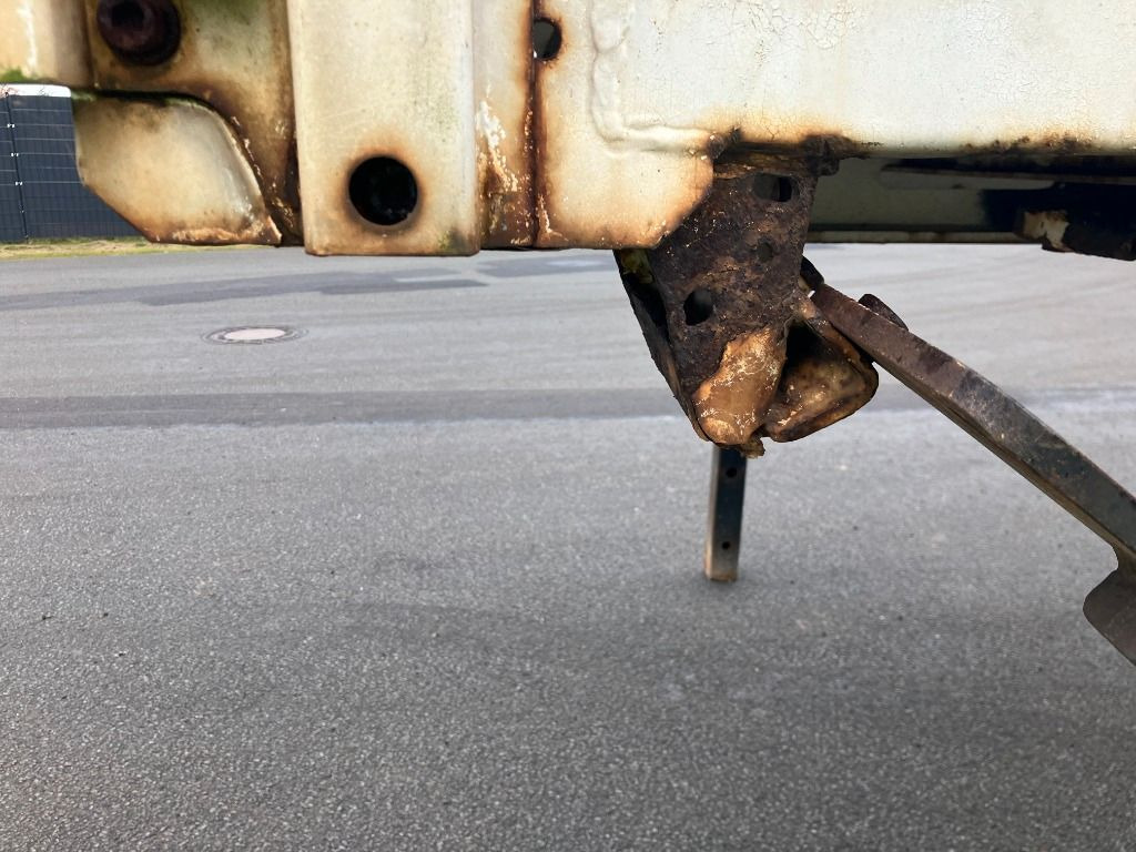 Carroçaria de caixa aberta Krone Wechselbrücke Pritsche: foto 11 Carroçaria de caixa aberta Krone Wechselbrücke Pritsche: foto 11